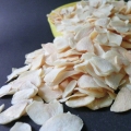 BAHAN pasokan serpihan bawang putih dehidrasi