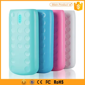 Small 4000mAh Flashlight Power Bank