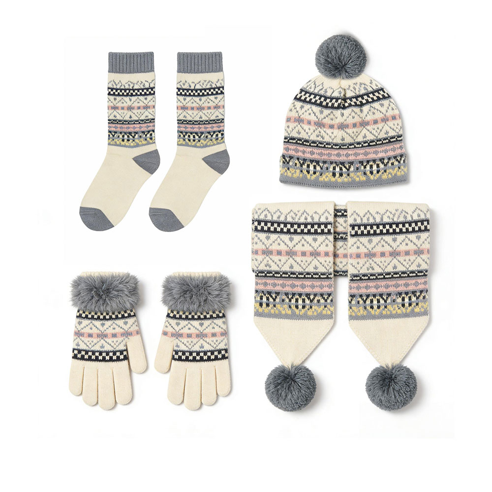 Knitted hat T38-X