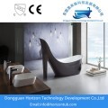 Luxurious skyscraper heel bathtub