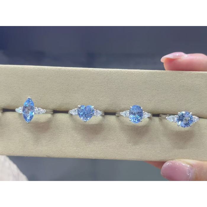 Fancy-Shape Blue Lab Diamond Pear-Side Ring Series