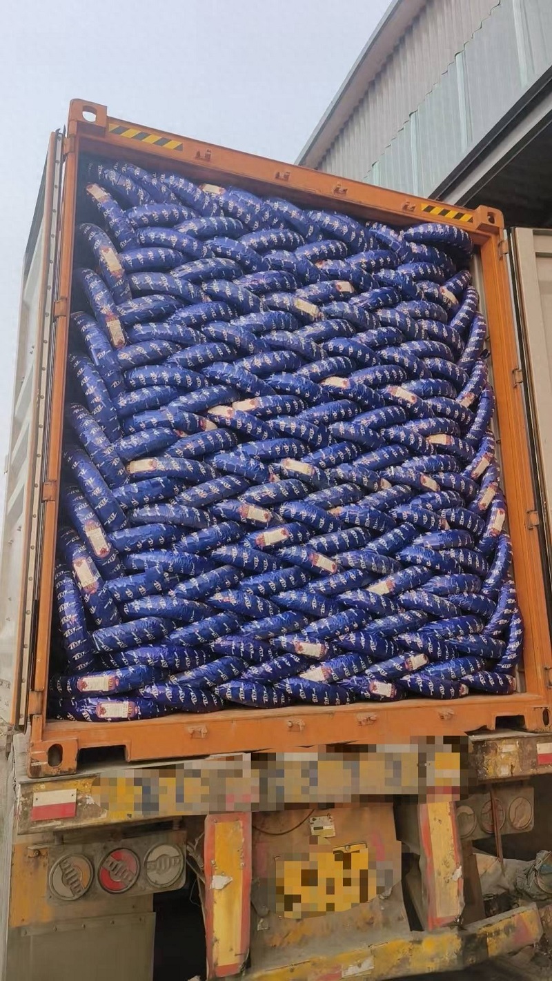 Ruisilaifu Customized Motorcycle Tires Set Sail for the UAE! Chinese Manufacturing Reshapes the Middle East Mobility Ecosystem