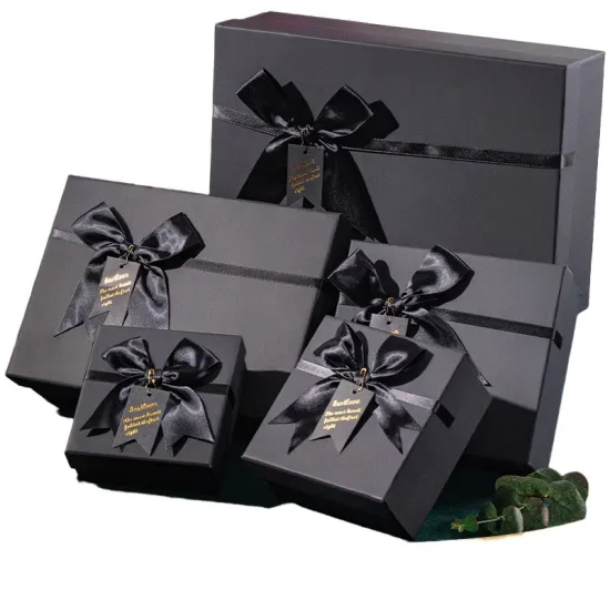 Custom Luxury Hair Wig Packaging: Black Box Closure with Gold Hot Stamped Logo