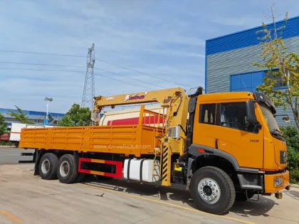 340HP FAW J6M Mobile Crane Truck 6X4: UNIC Crane for Sale or Lease
