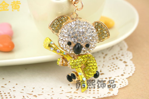 Cute bag hanger metal koala Keychain luxury crystal rhinestones animal shape fashion keychains wholesale
