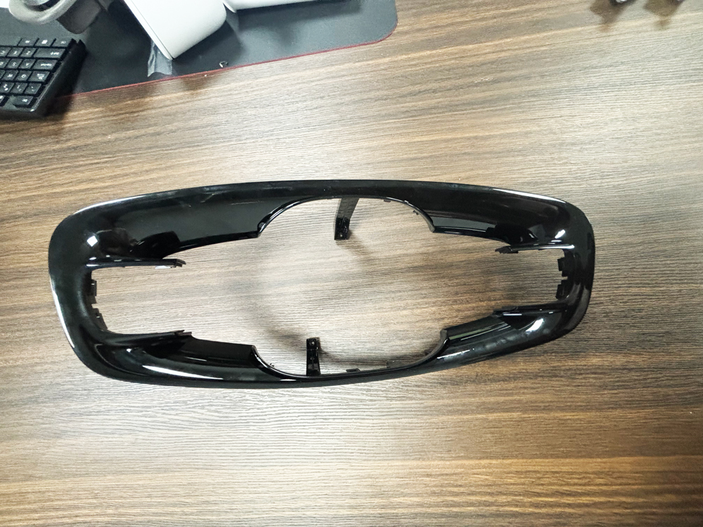 Xịt bọc vô lăng