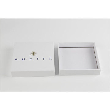 Custom White lift off lid gift box