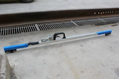 Cheap railway track level gauge for railroad universal track gauge track gauge level measurement