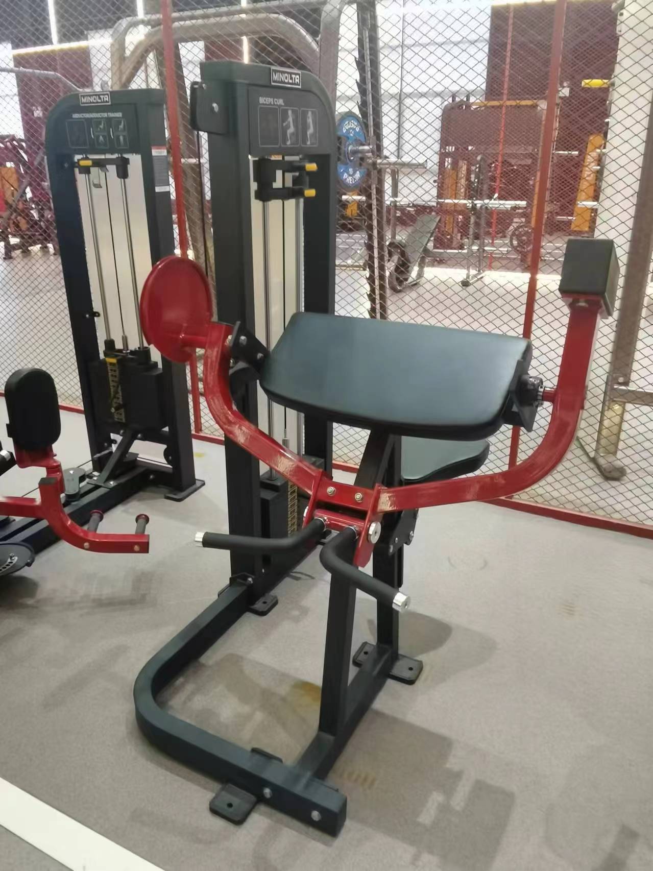side flat lifting chest trainer