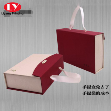 New design magnetic closure paper bag with handle