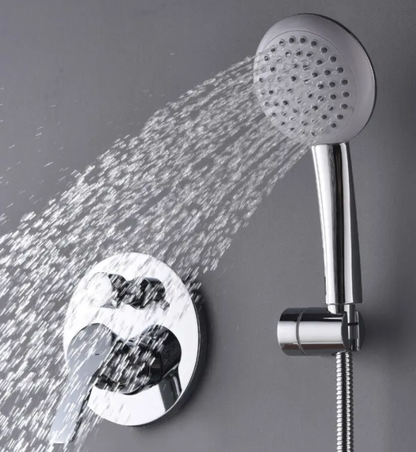 Precautions for installation and use of thermostatic faucets.