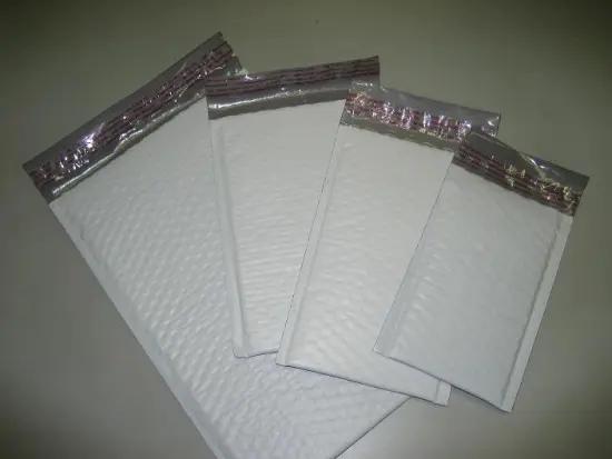 Custom Printed Plastic Bubble Mailing Envelopes