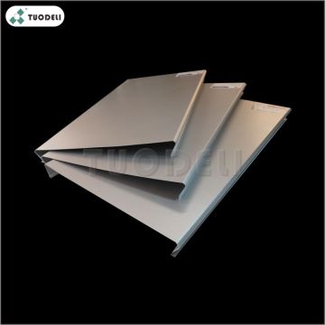 Système de plafond linéaire résistant au vent en forme de C en aluminium