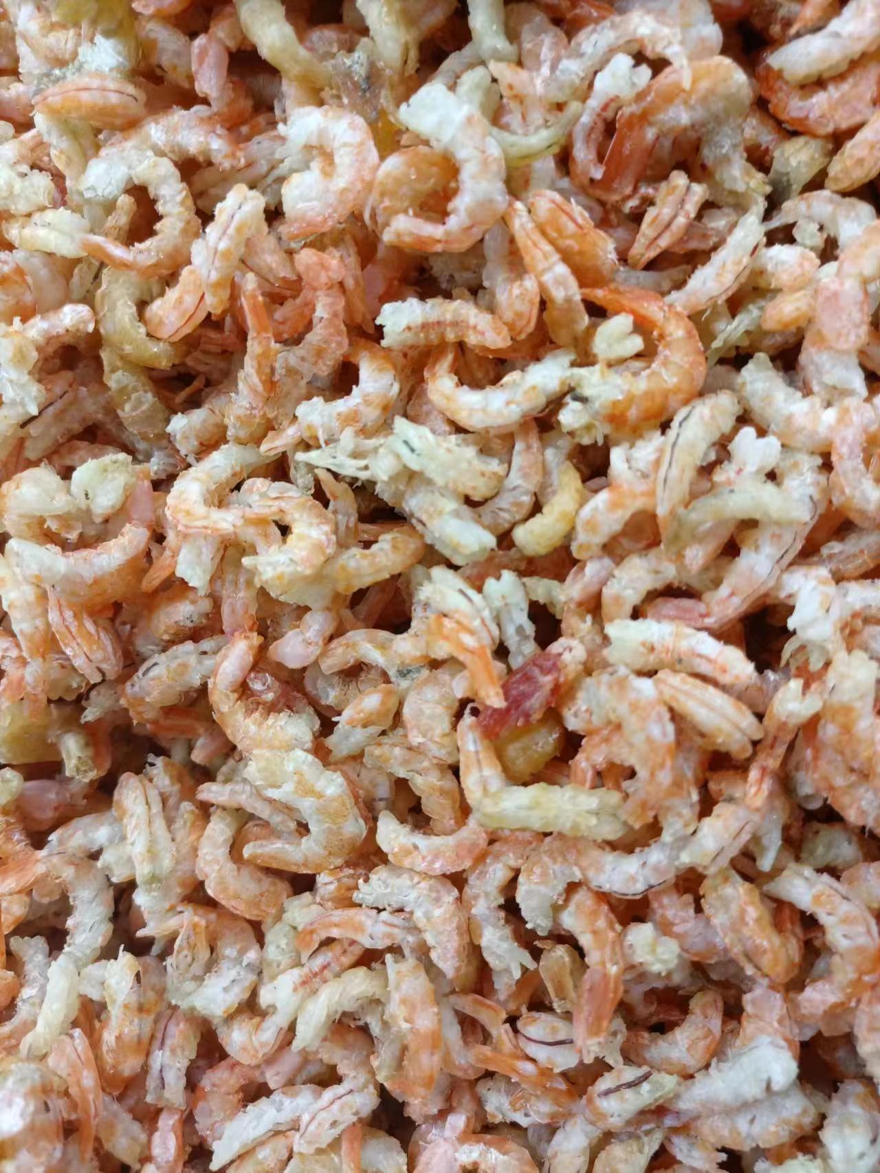 স্ন্যাকস এবং রান্নার জন্য সুস্বাদু শুকনো খোসা ছাড়ানো চিংড়ি