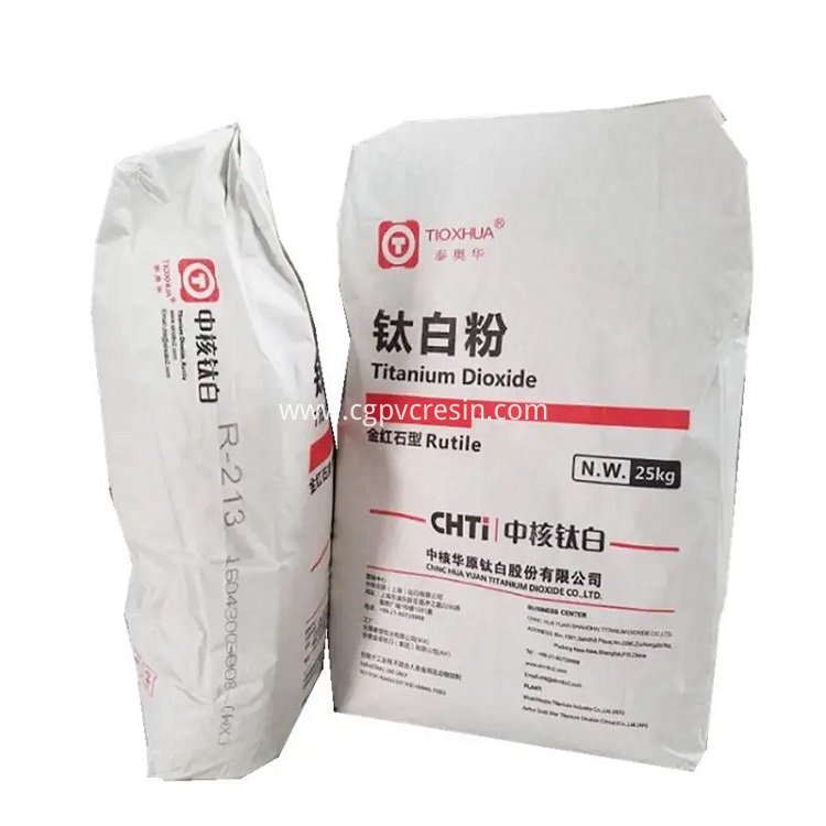 What are the specific requirements for titanium dioxide powder used in ink