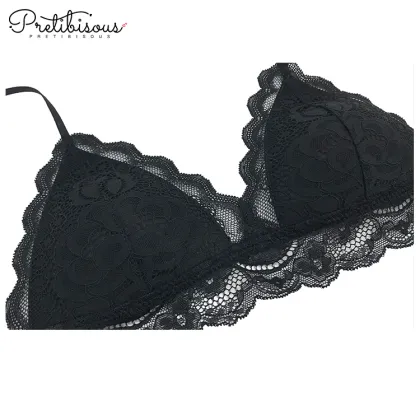 Fashionable lace lingerie bra and panties for women