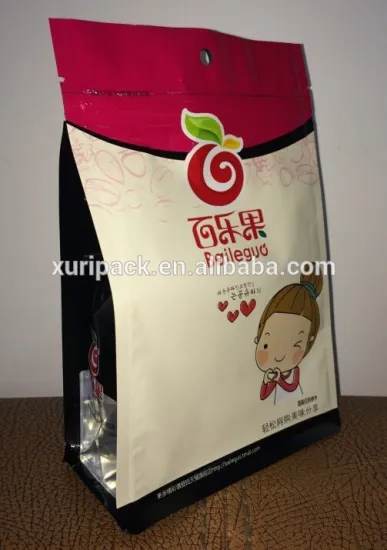 Quad sealed pet food bag with bottom gusset