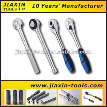 1/4" -24 tooth chrome Ratchet Handle Wrench with plastic sleeve