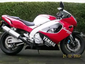 Yamaha YZF-1000R