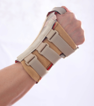 Qh-0546 Neoprene Metal Stay Palm Support