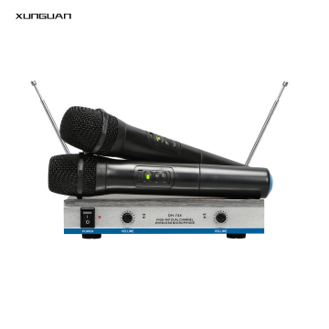 DH-744 Süper Düşük Fiyat VHF Aile/Şarkı/İç Mekan Kullanımı İçin Kablosuz Mikrofon Sistemi