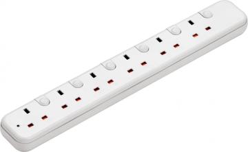 Dải điện sáu chiều của Anh với công tắc riêng