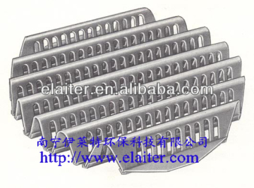 Metal hump support for mass transfer