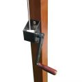 Parasol en porte-à-faux avec base en bois