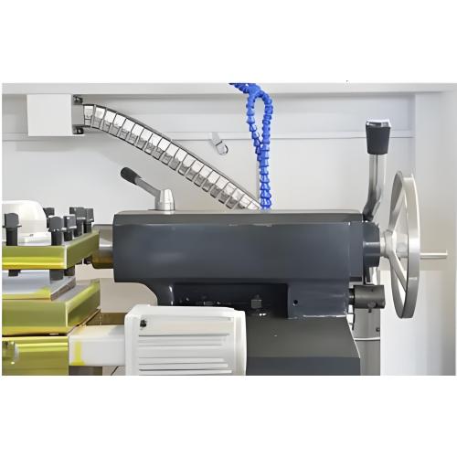 Tornio CNC orizzontale a letto piano CK6140