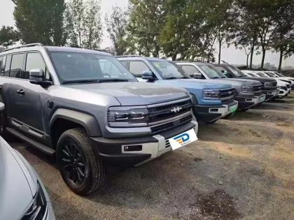 2023 BYD Fang Cheng Bao 5 Leopard 5 Plug-in Hybrid Electric SUV Test Drive Review