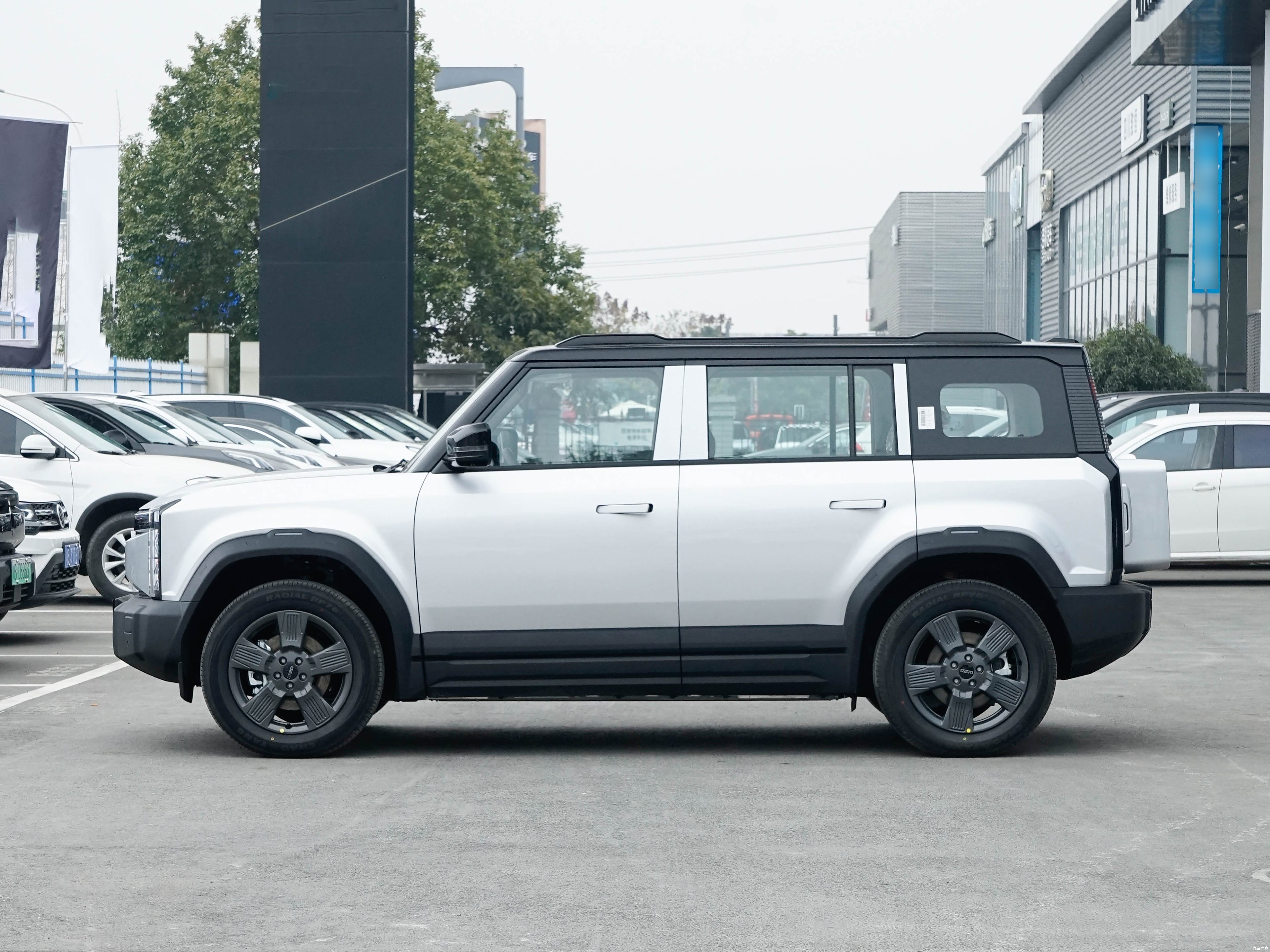 2024 ICAR03 electric SUV: long-range version