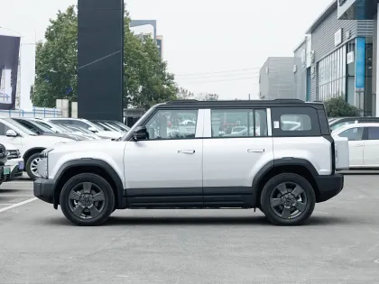 2024 ICAR03 Electric SUV: Urban Intelligence & Efficiency