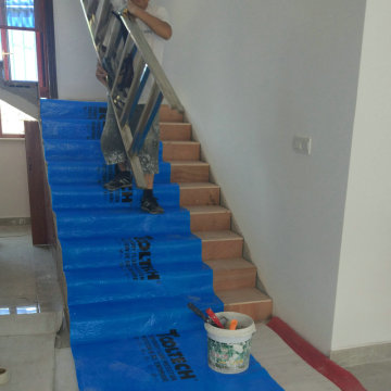 Sticky Construction Decorators Protective Floor Covering