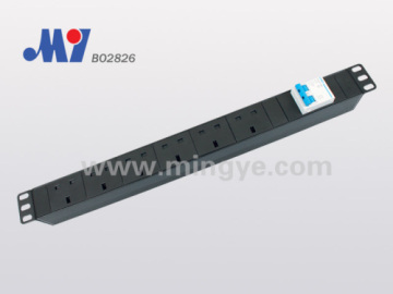 1 u 標準的な英国の Pdu ソケット 19 ″