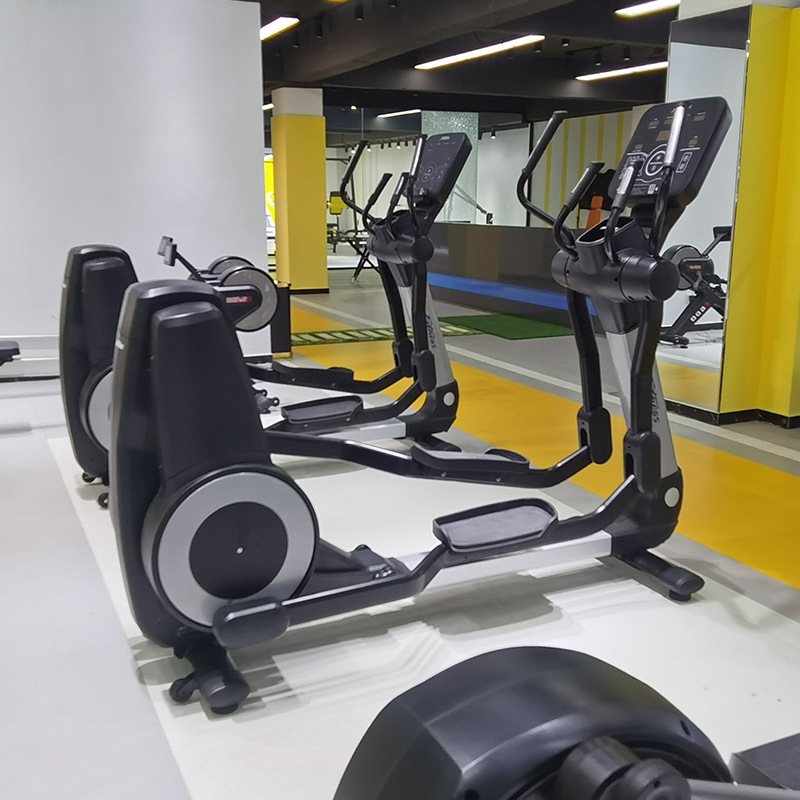 Elliptical Cross-Trainer machine (6)