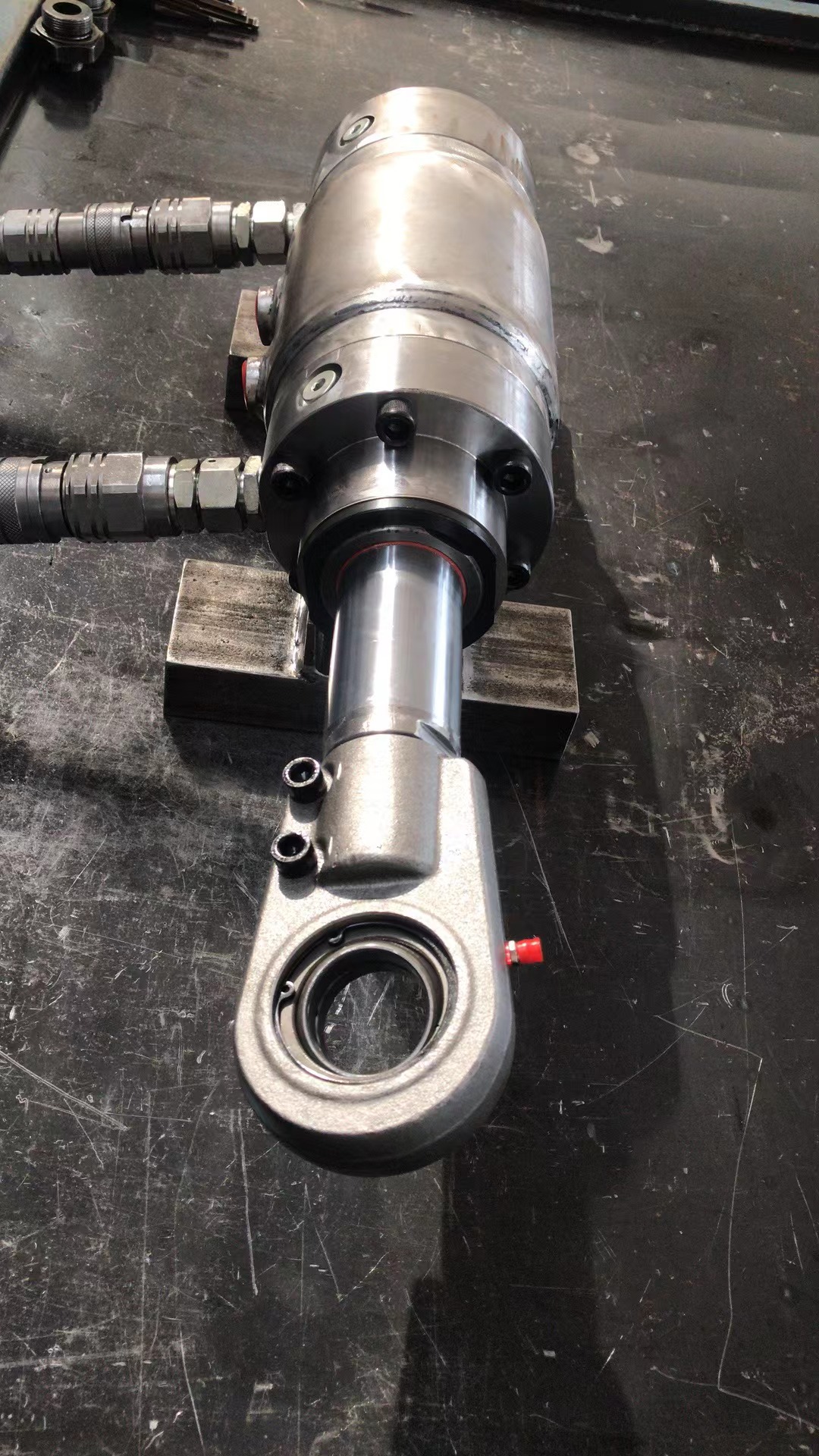 Furnace Grade Hydraulic Actuator