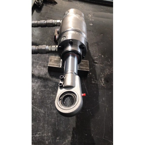 Furnace Grade Hydraulic Actuator