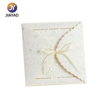 Conceptions créatives d’invitations et de cartes de vœux