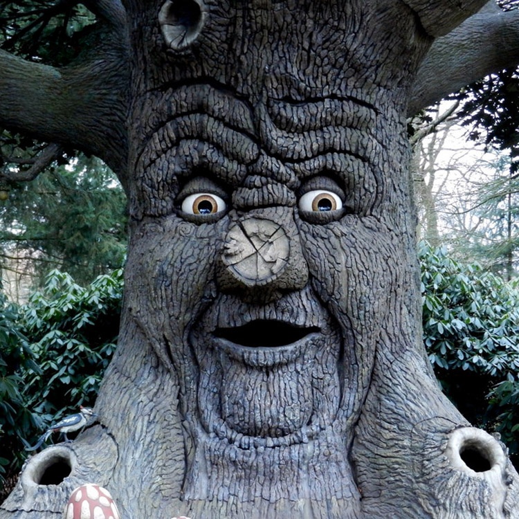 customizable animatronic talking tree