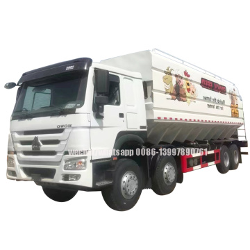 SINOTRUCK HOWO 8X4 40m³ 22ton Bulk Feed Delivery Truck