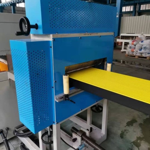 HDPE ocean step plastic extrusion production equipment