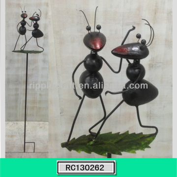 Chinese Style Wrought Iron Garden Plant Stake Yard Decoration