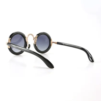 Cylindrical Buffalo Horn Sunglasses