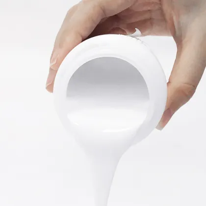 Eco-friendly white latex glue for carton