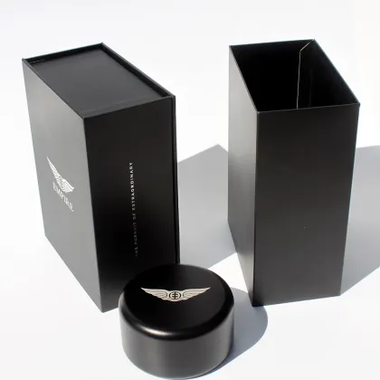 Fingerprint Proof Gift box retailing packaging foam insert
