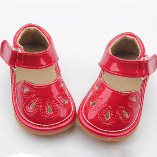 Sapatos de bebê Mixcolor com Sapatos de Som Squeaky