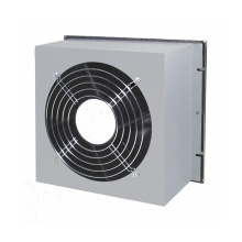 Armoire électrique avec filtre et ventilateur de refroidissement