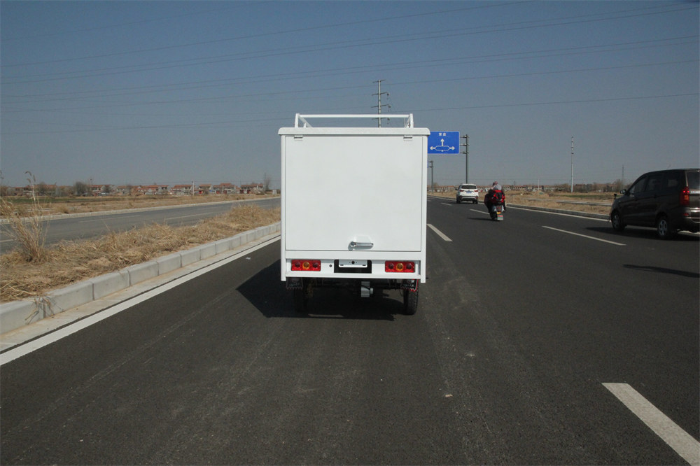 Electric Tricycle With 1 6 Metre Cabin