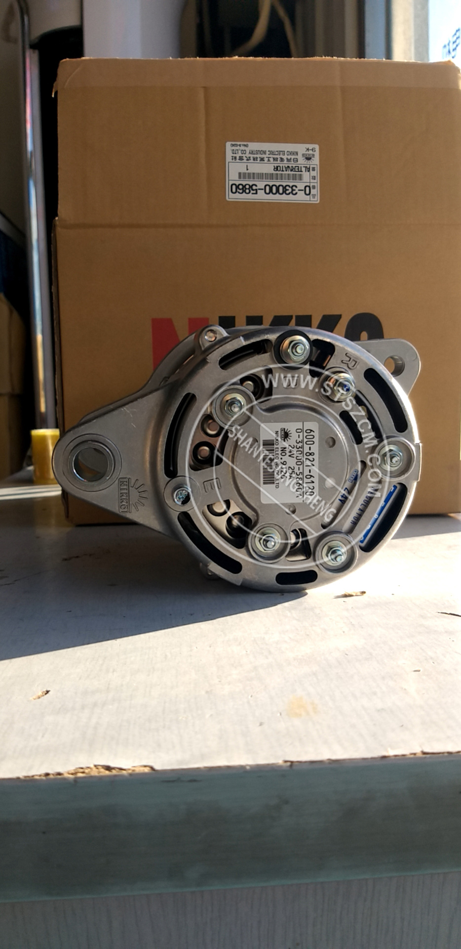 Komatsu S6D105 Alternator 600-821-6120 NIKKO part number 0-33000-5860