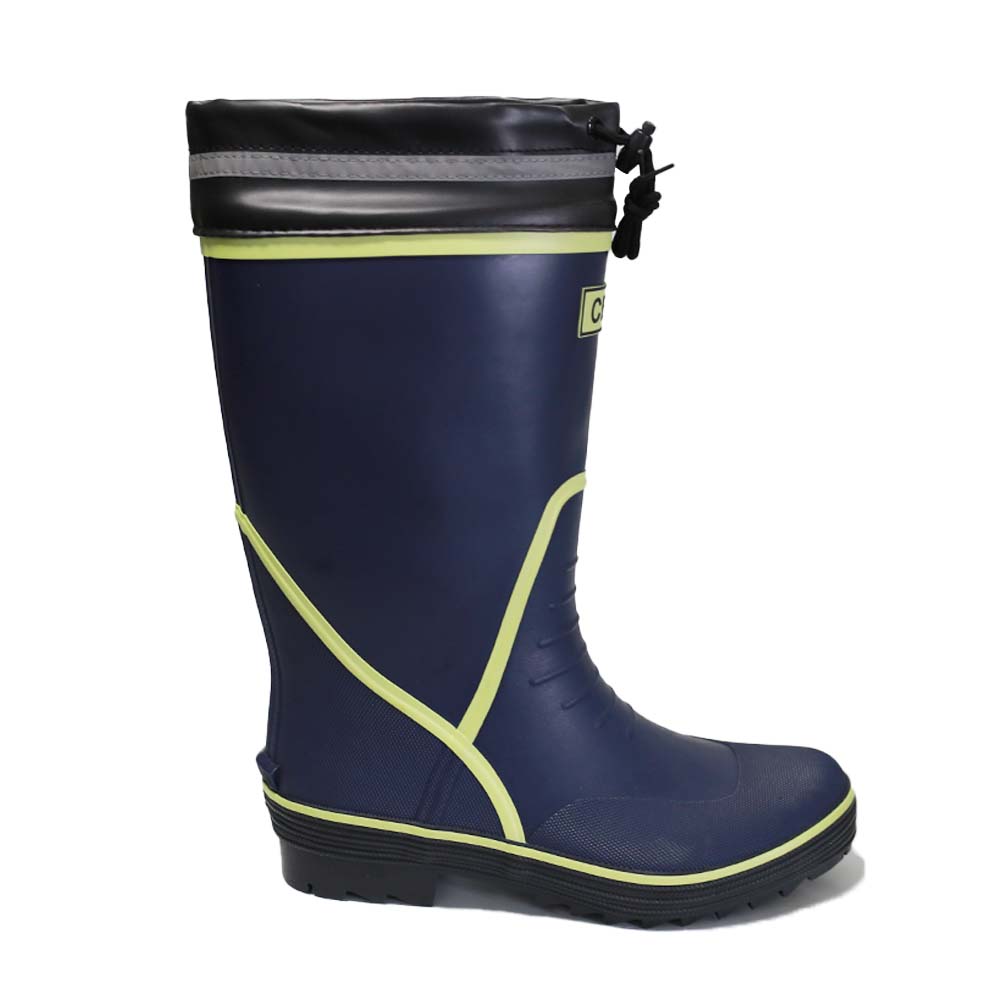 Insulated drawstring fishing boots